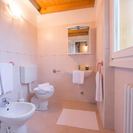 Tatil Evi Sleeps 5 Pool *