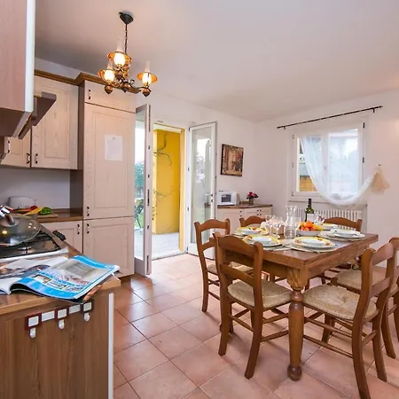 Sleeps 5 Pool * Gravedona